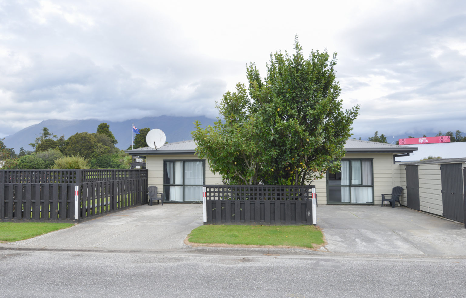 Parking area outside Rm 14 and 15 in wilderness motel haast new zealand